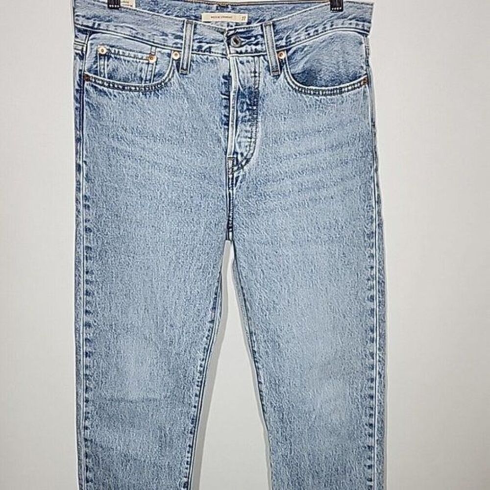 Levi's Premium Wedge Straight Button Fly Raw Hem Medium Wash Jeans W27 L28 - Picture 1 of 12